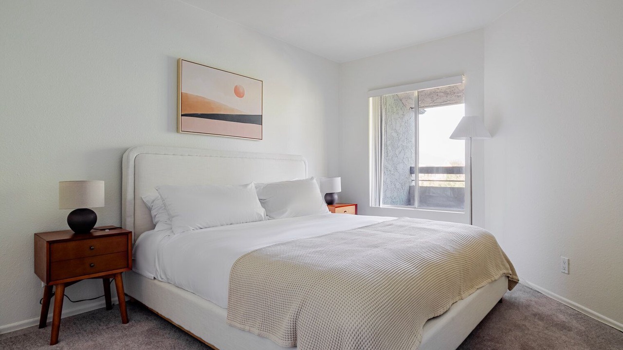 Photo of Bedroom in Pasadena
