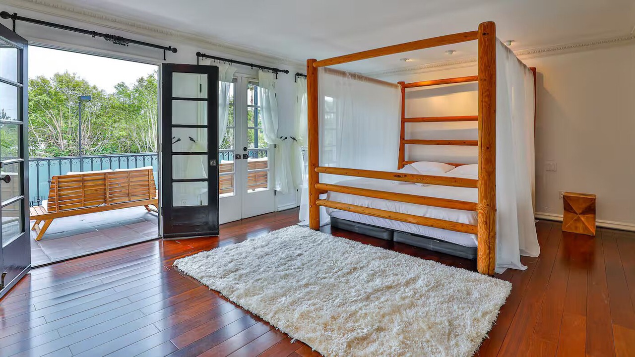Photo of Bedroom in Sherman Oaks