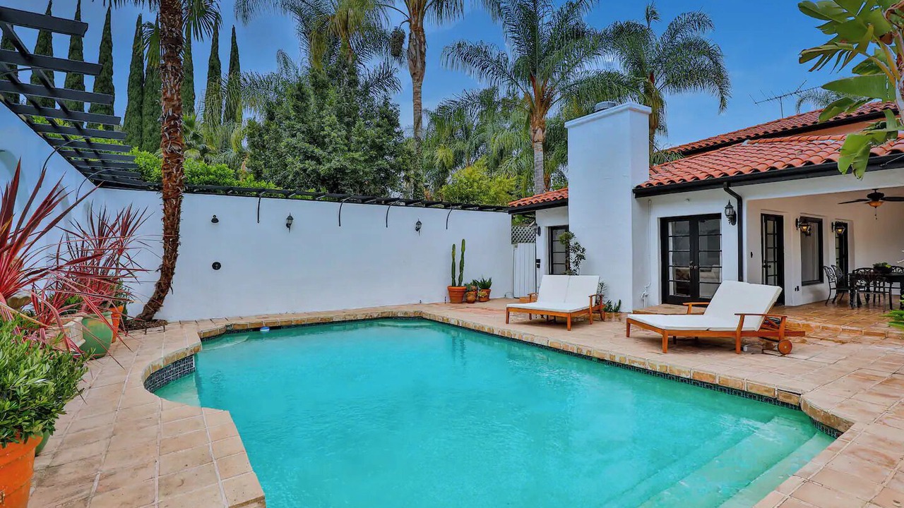 Photo of Outdoor in Sherman Oaks