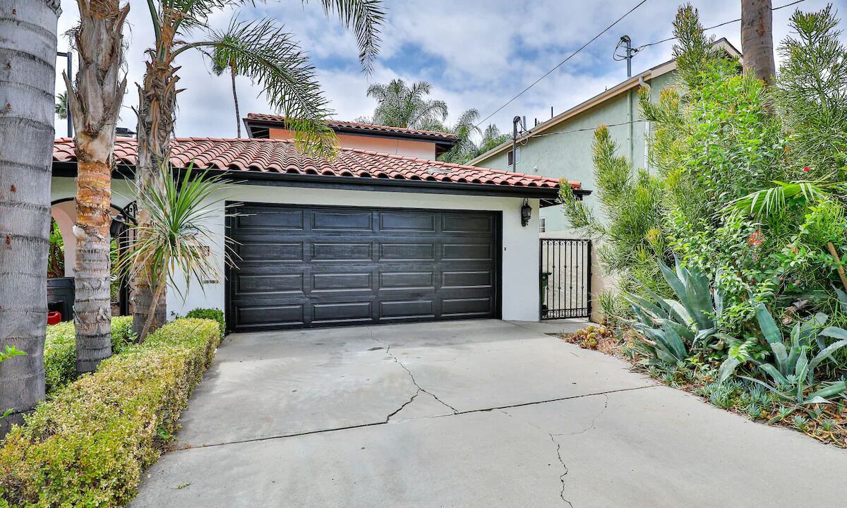 Photo of Outdoor in Sherman Oaks