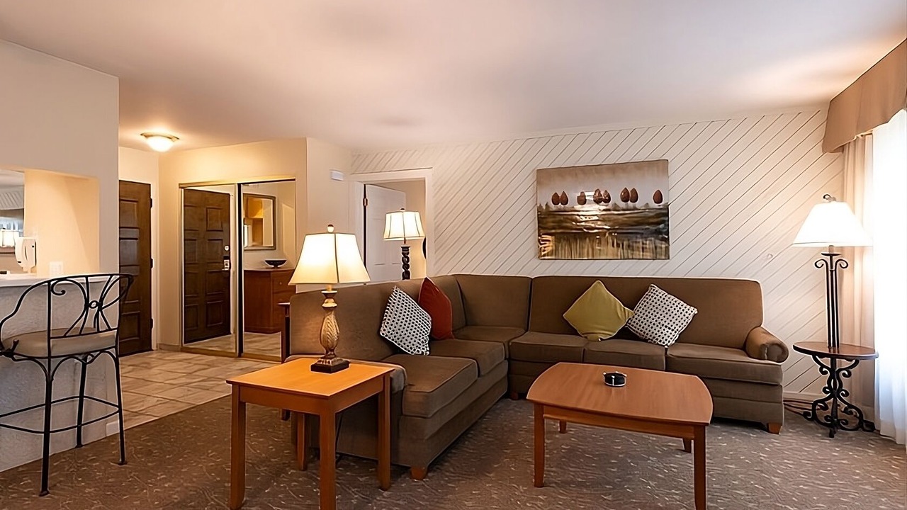 Photo of Livingroom in San Diego Country Estates