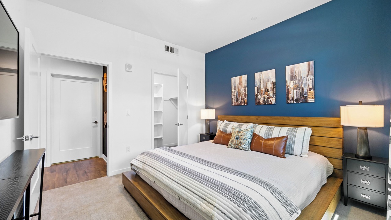Photo of Bedroom in La Brea