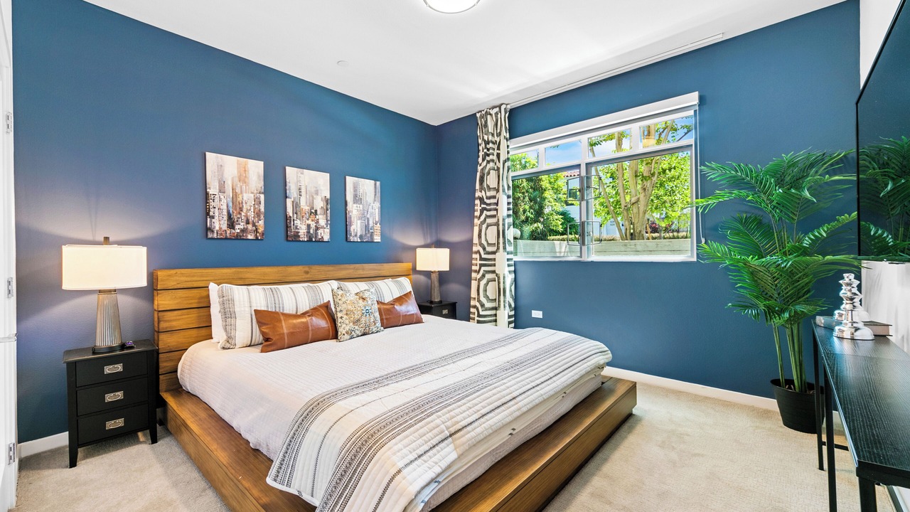 Photo of Bedroom in La Brea