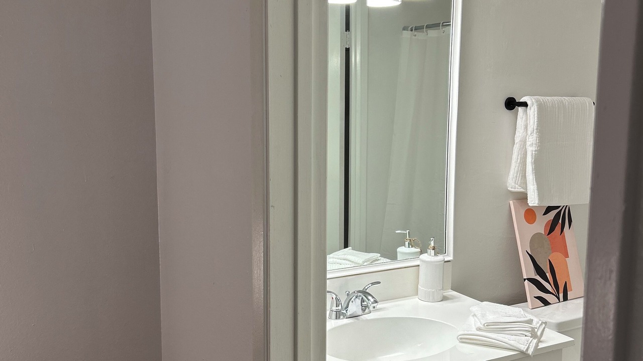 Photo of Bathroom in Estates at Canyon Crest