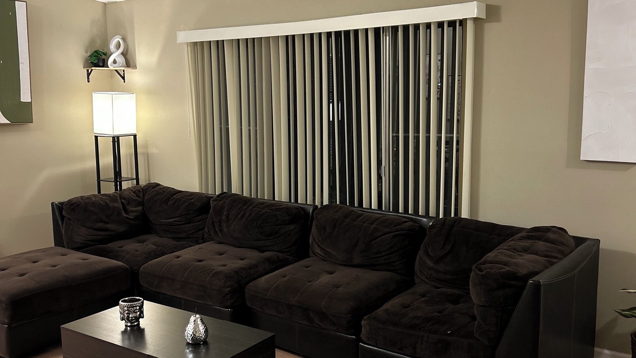 Photo of Livingroom in Estates at Canyon Crest