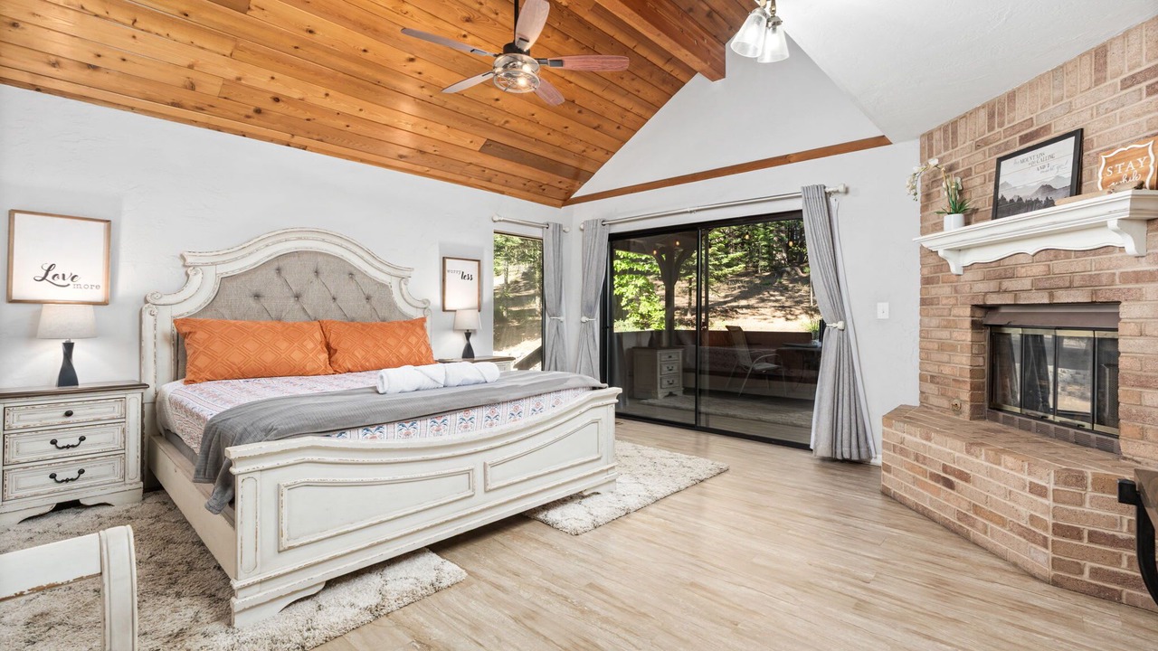 Photo of Bedroom in Shaver Lake