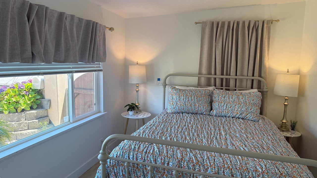 Photo of Bedroom in Seaside