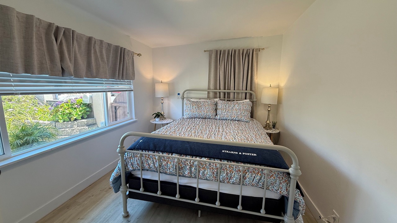 Photo of Bedroom in Seaside