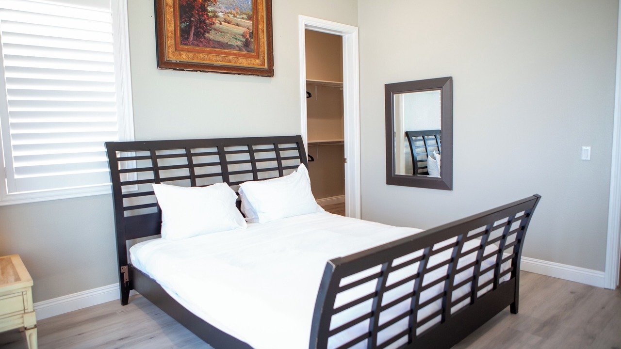 Photo of Bedroom in Midway City