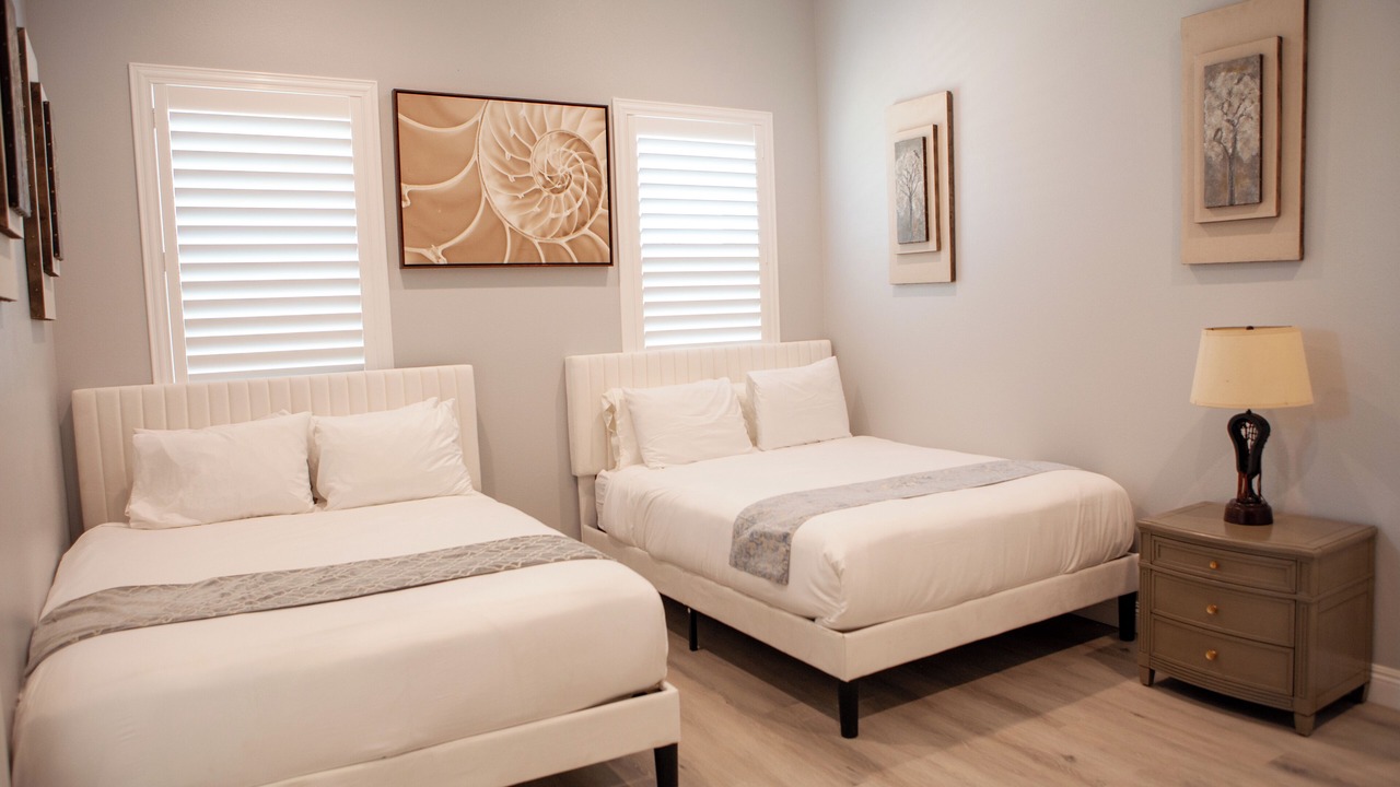 Photo of Bedroom in Midway City
