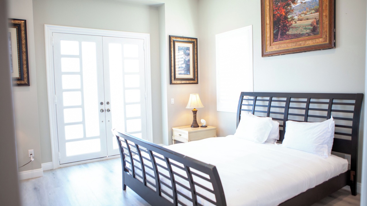 Photo of Bedroom in Midway City