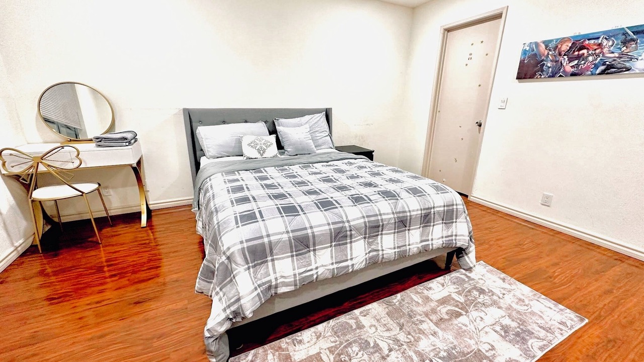 Photo of Bedroom in Alum Rock