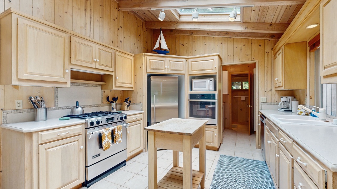 Photo of Kitchen in Mendocino
