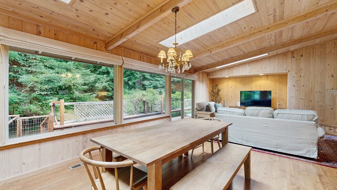 Photo of Livingroom in Mendocino