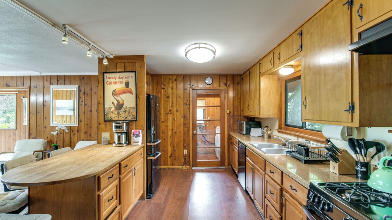 Photo of Kitchen in Oroville