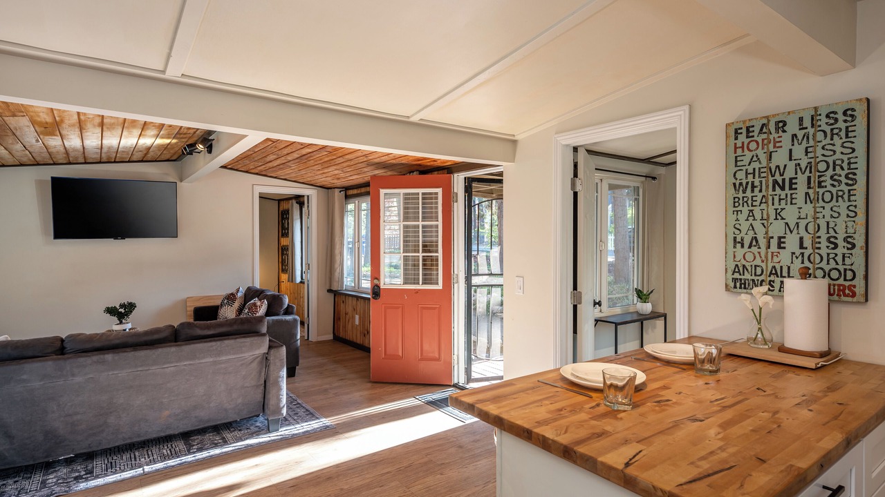 Photo of Livingroom in Sugarloaf