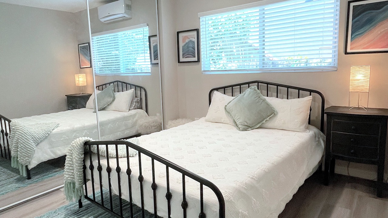 Photo of Bedroom in La Crescenta