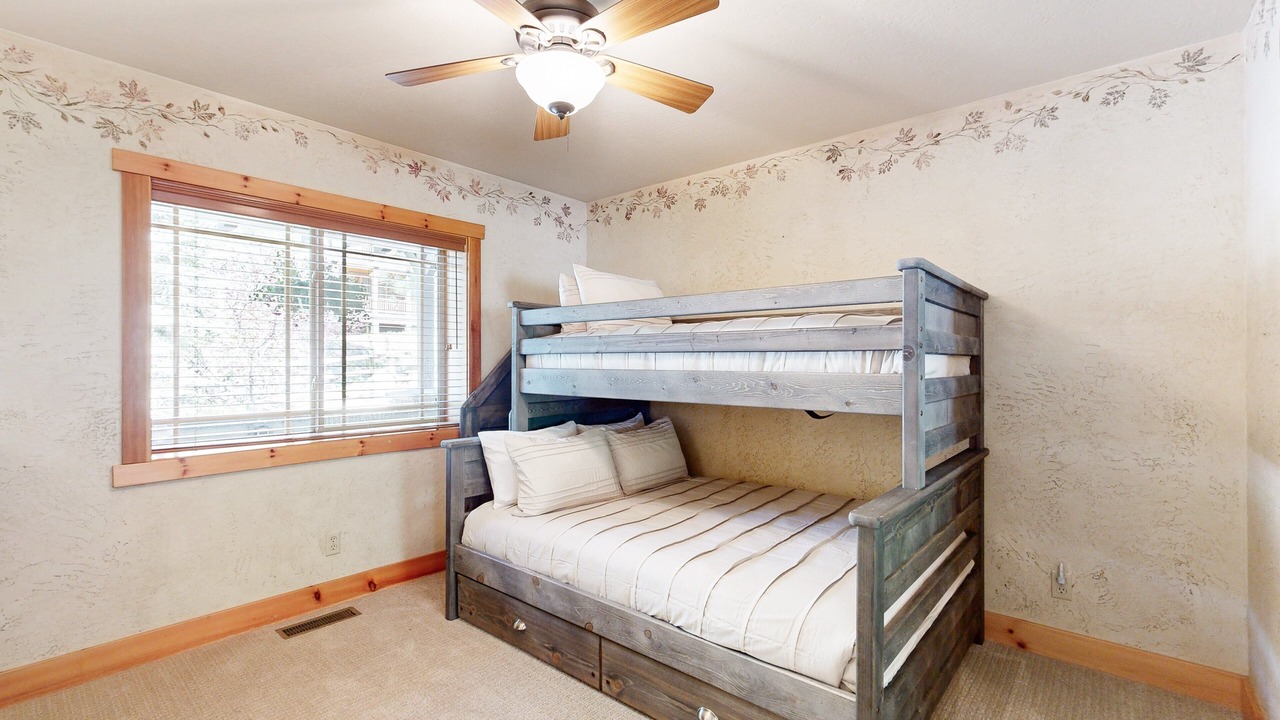 Photo of Others in Eagle Mountain Estates