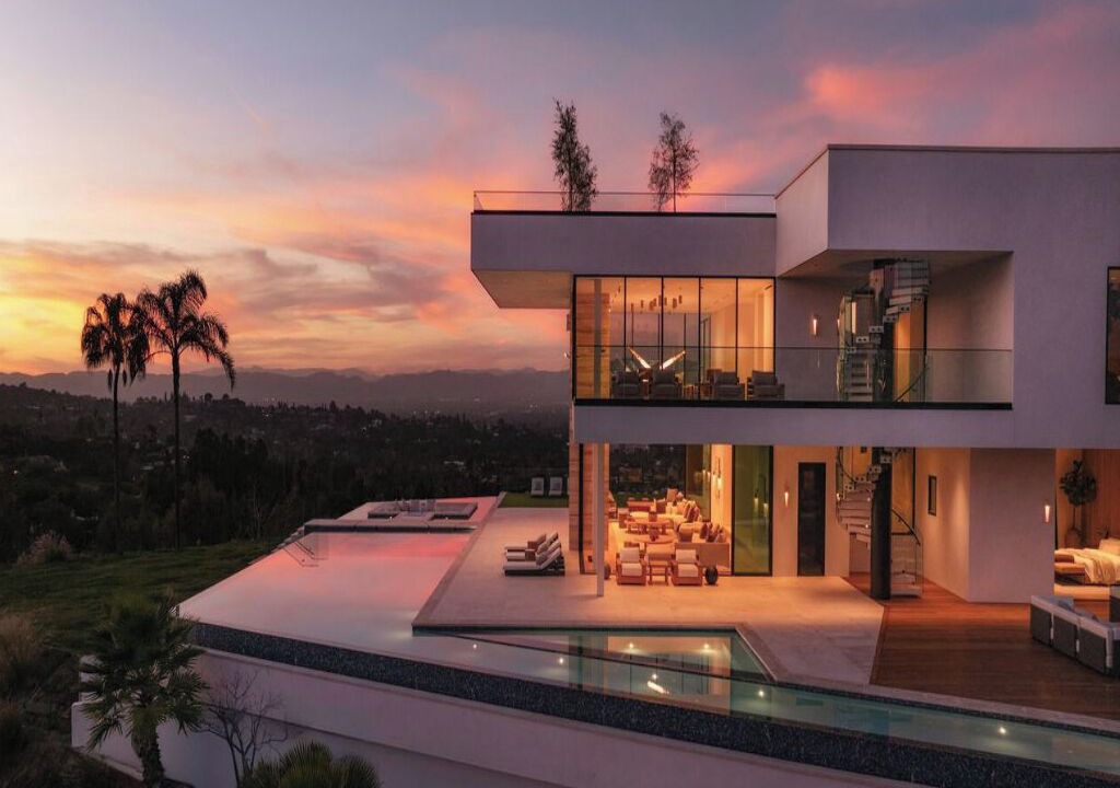 Photo of Outdoor in Encino