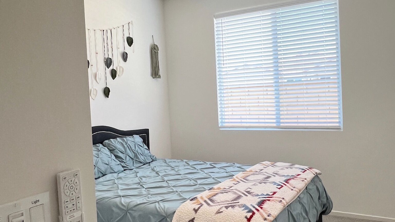 Photo of Bedroom in Victorville