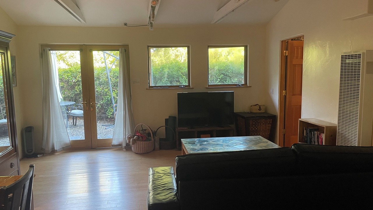 Photo of Livingroom in Mission Canyon