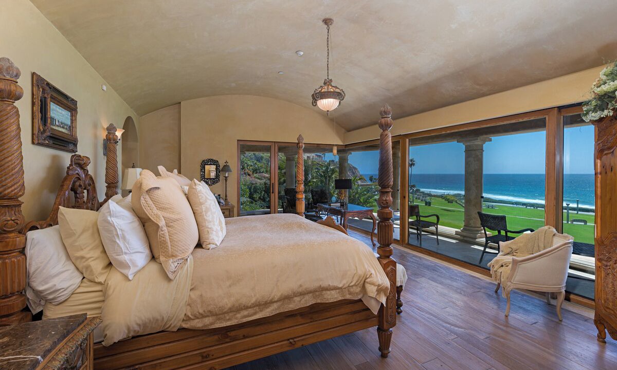 Photo of Bedroom in Monarch Beach