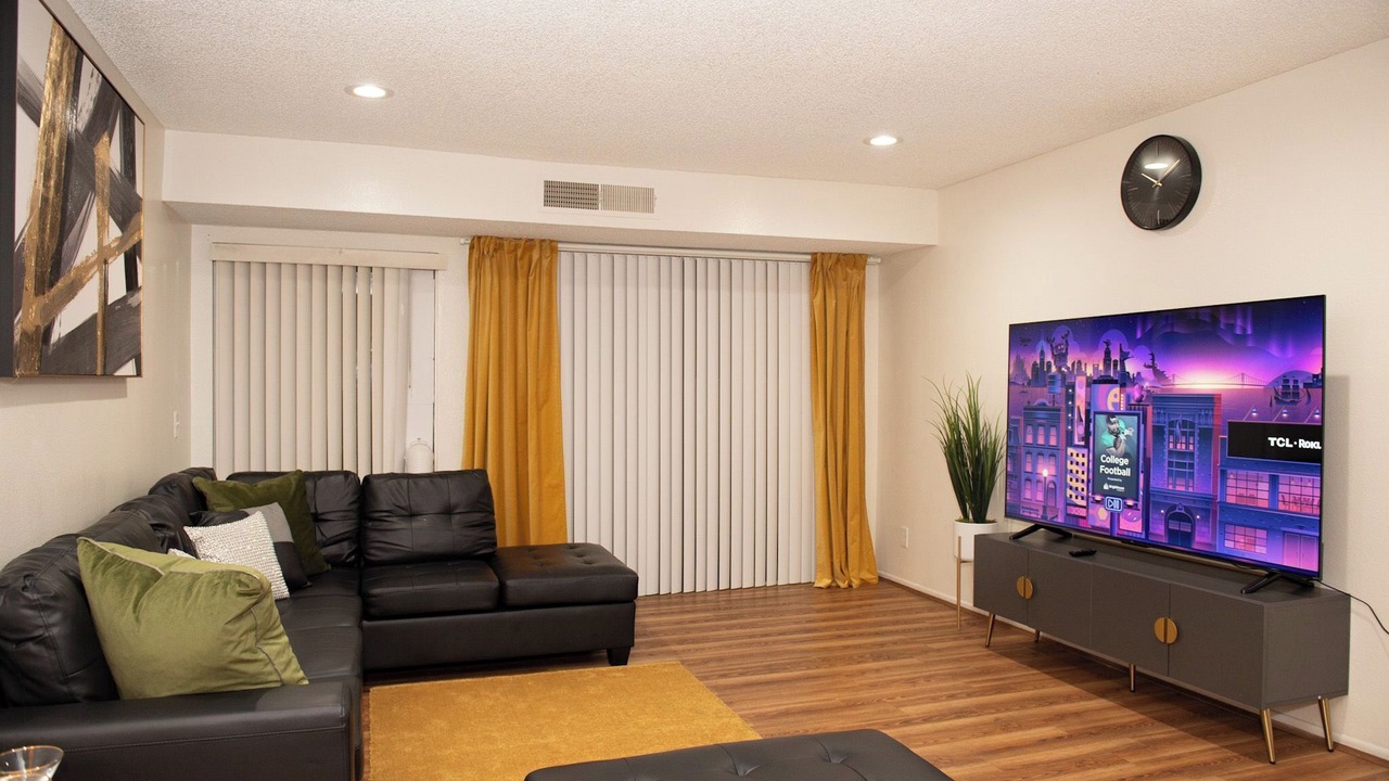 Photo of Livingroom in Santa Ana