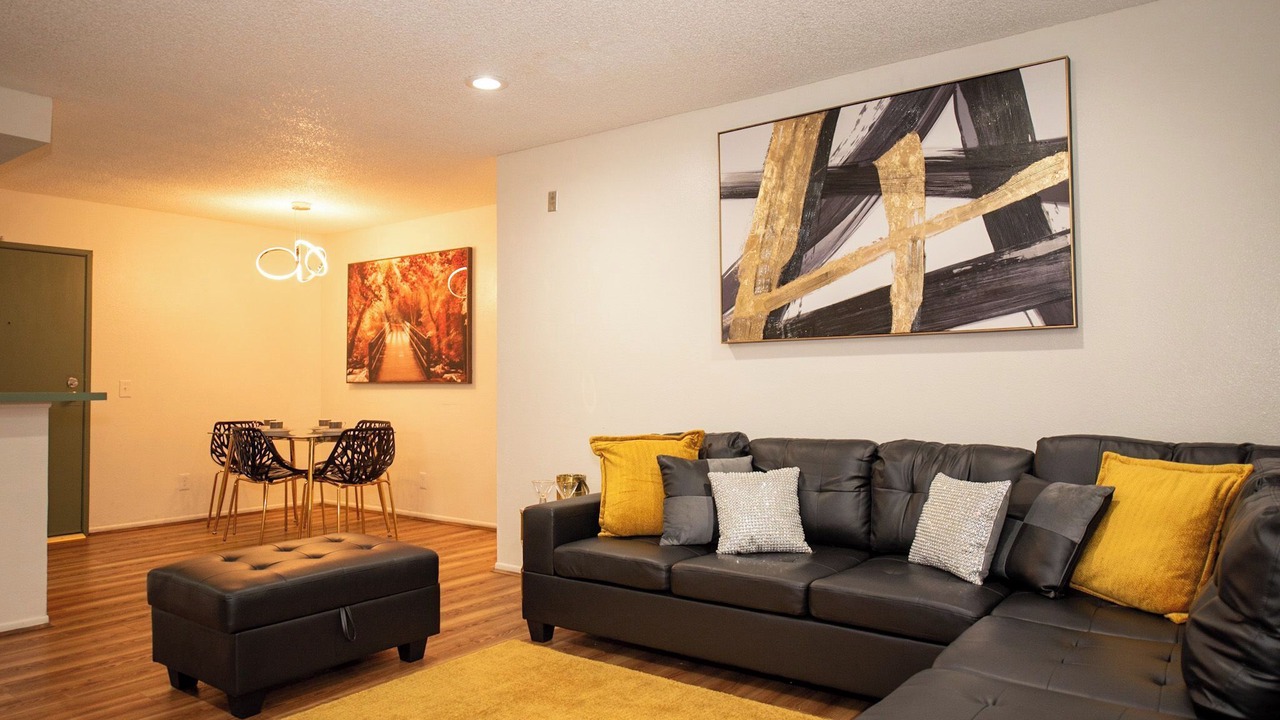 Photo of Livingroom in Santa Ana