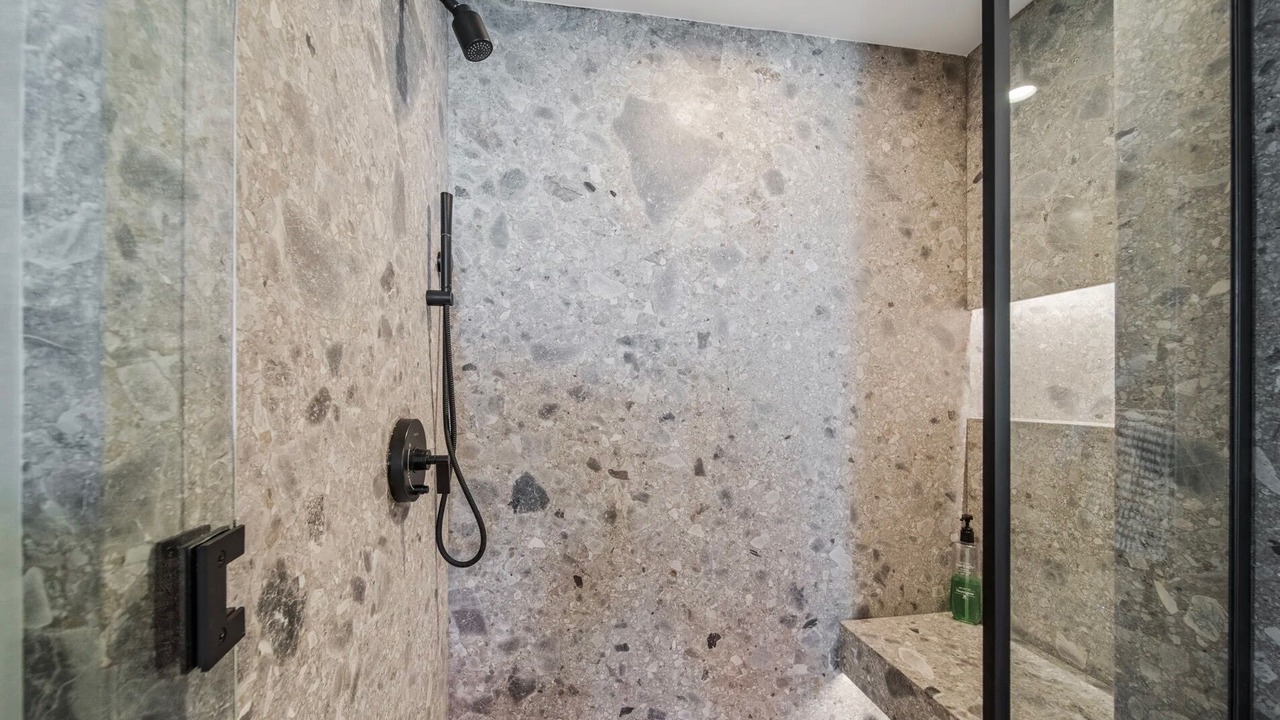 Photo of Bathroom in Hollywood