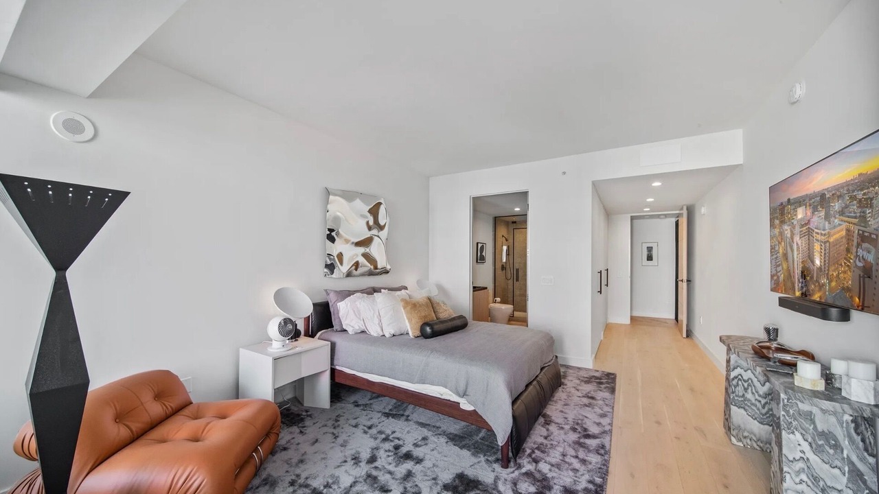 Photo of Bedroom in Hollywood