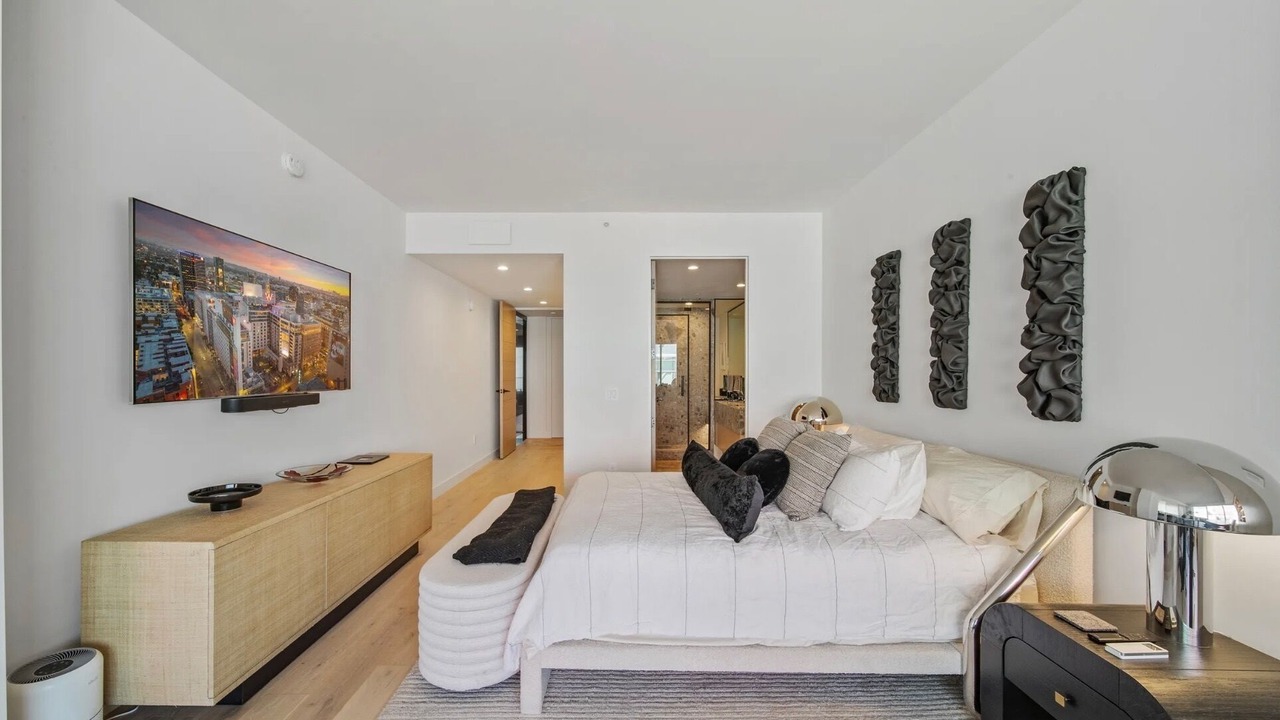 Photo of Bedroom in Hollywood