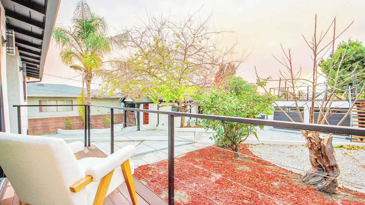 Photo of Patio Balcony in Los Feliz