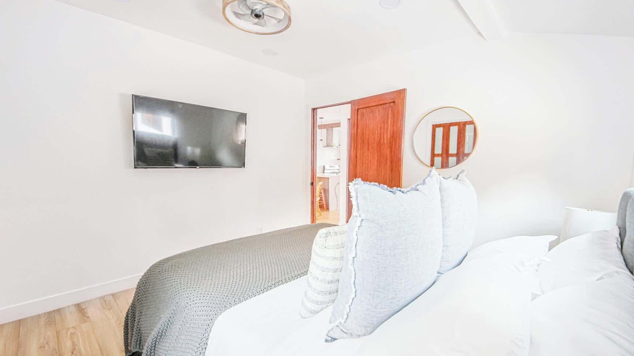 Photo of Bedroom in Los Feliz