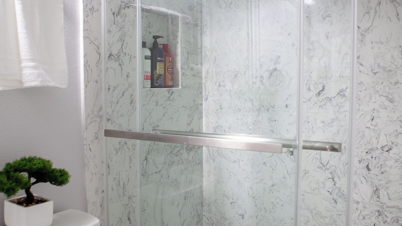 Photo of Bathroom in Midway City