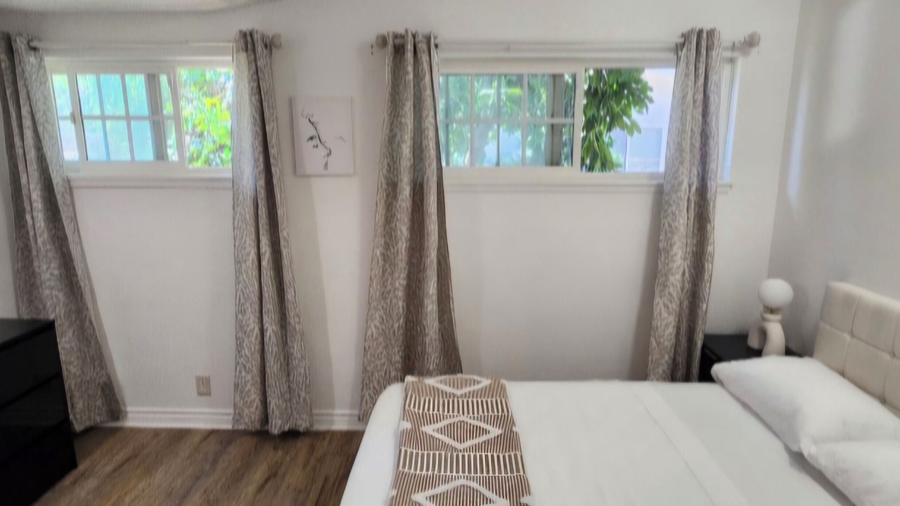 Photo of Bedroom in Duarte