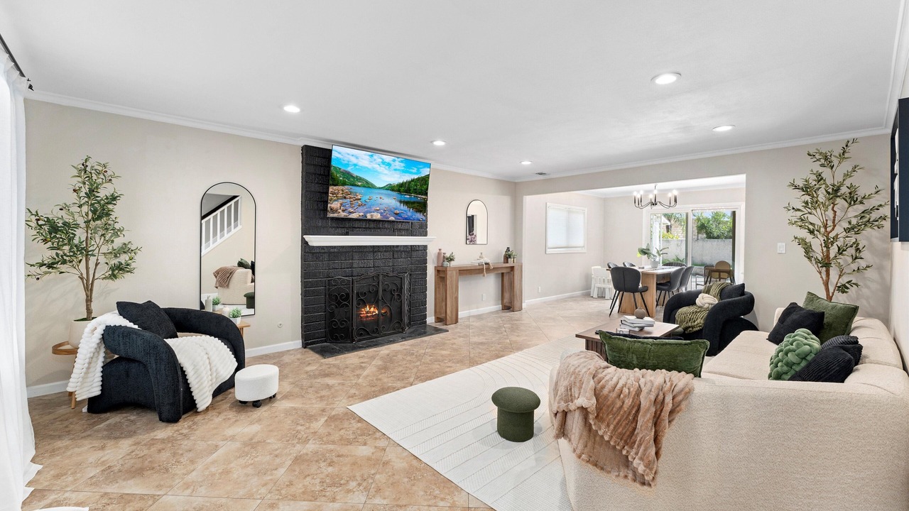 Photo of Livingroom in Santa Ana