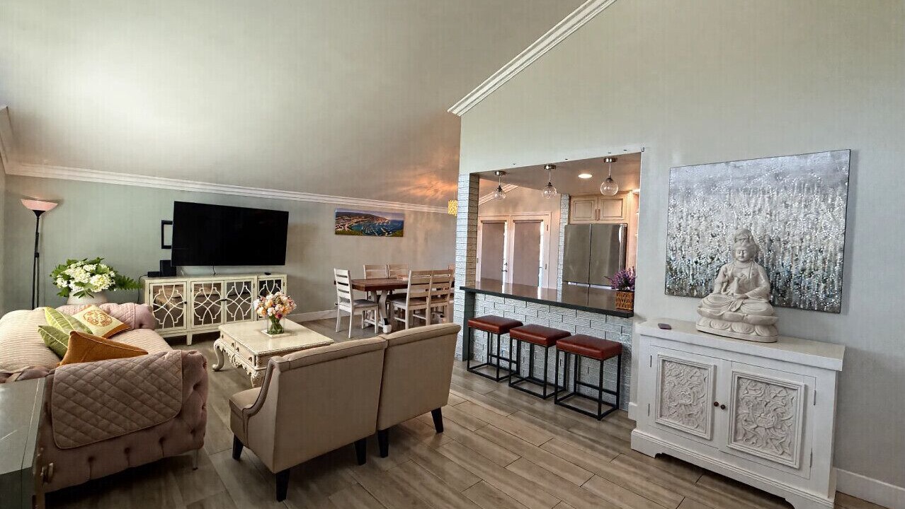 Photo of Bedroom in Huntington Beach