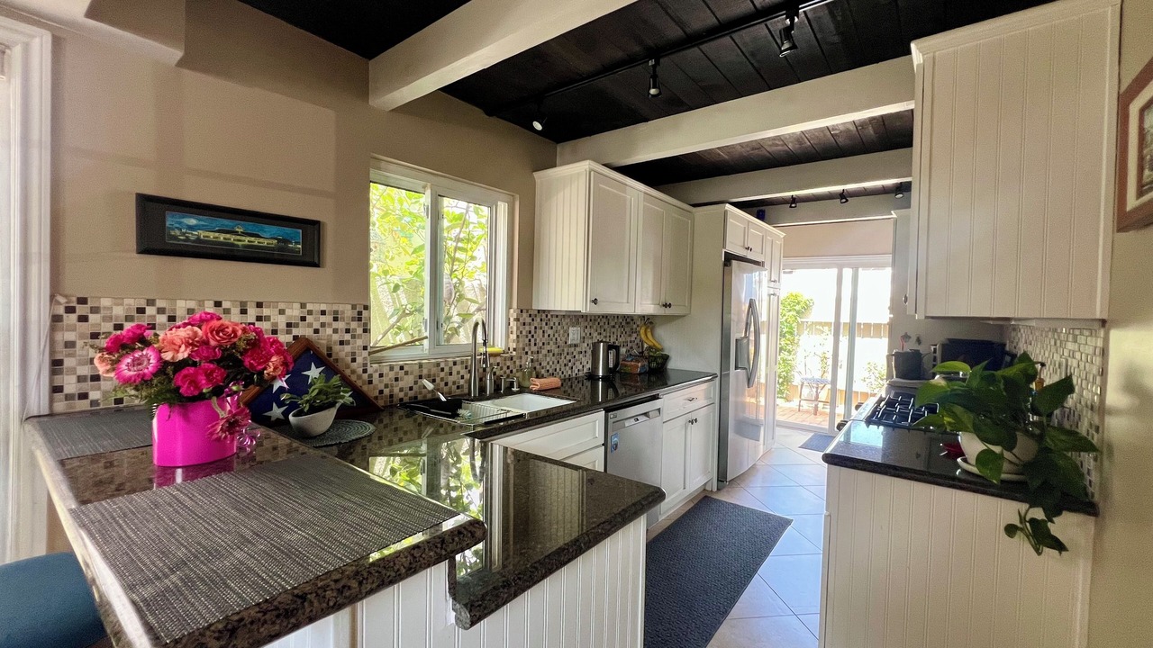 Photo of Kitchen in Newport Shores