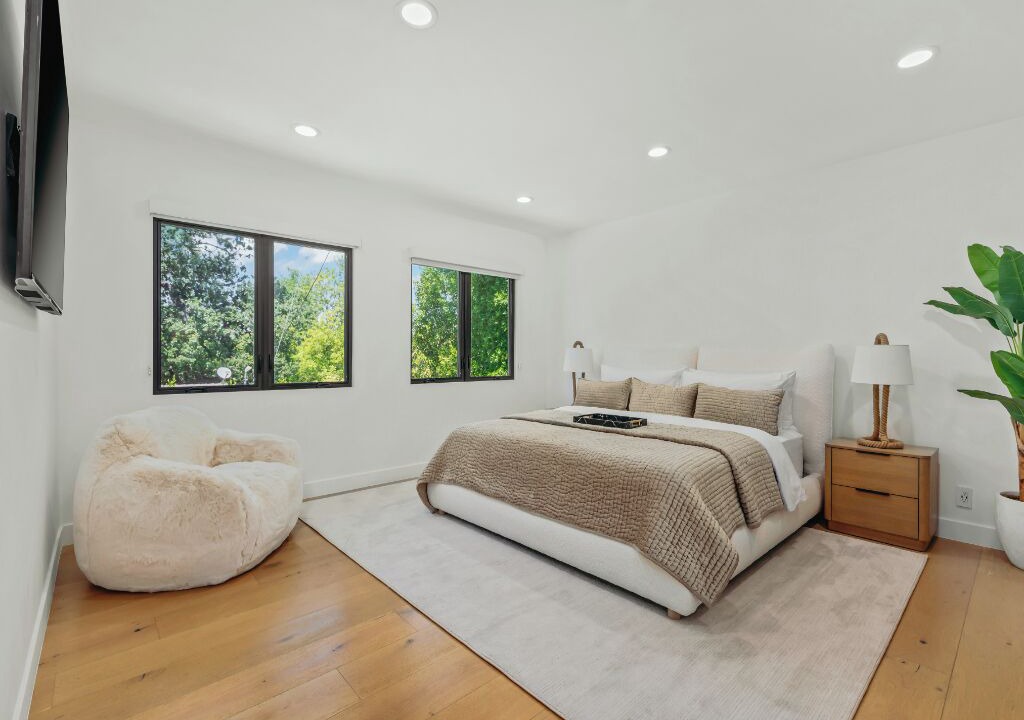Photo of Bedroom in Encino