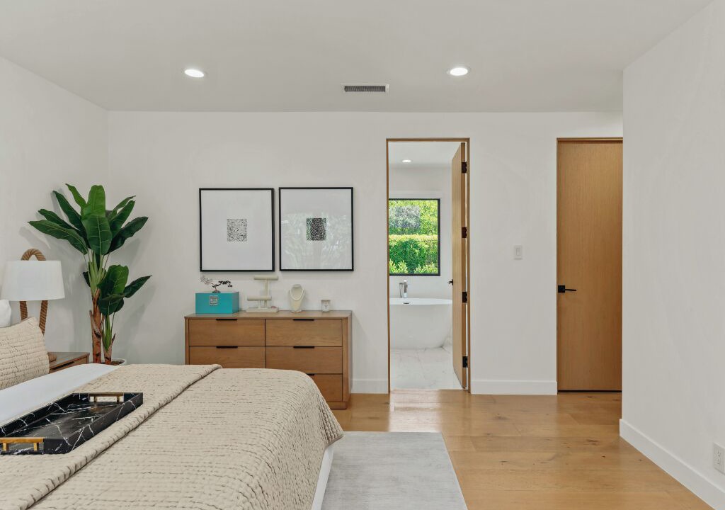Photo of Bedroom in Encino