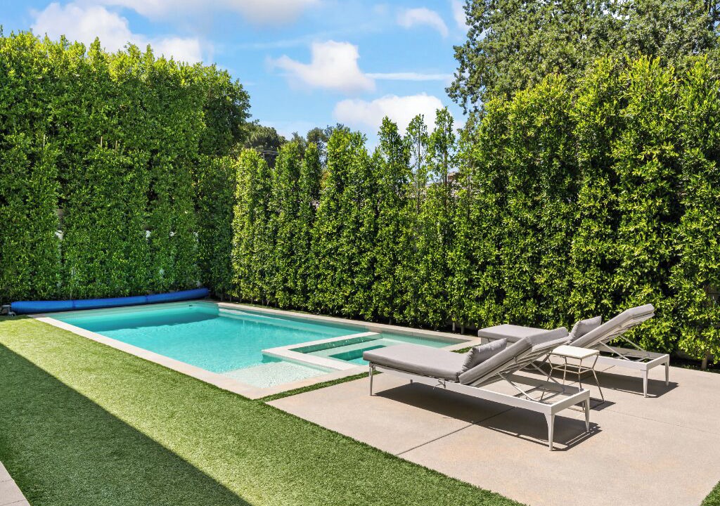 Photo of Outdoor in Encino