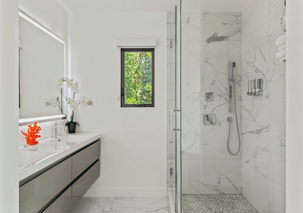 Photo of Bathroom in Encino