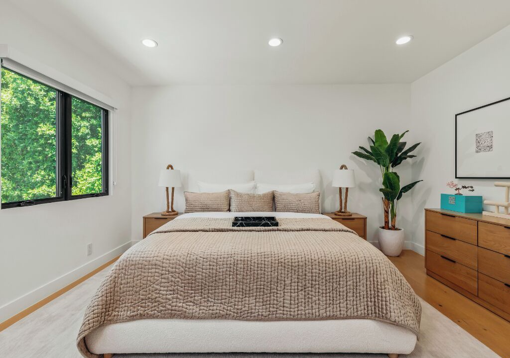 Photo of Bedroom in Encino