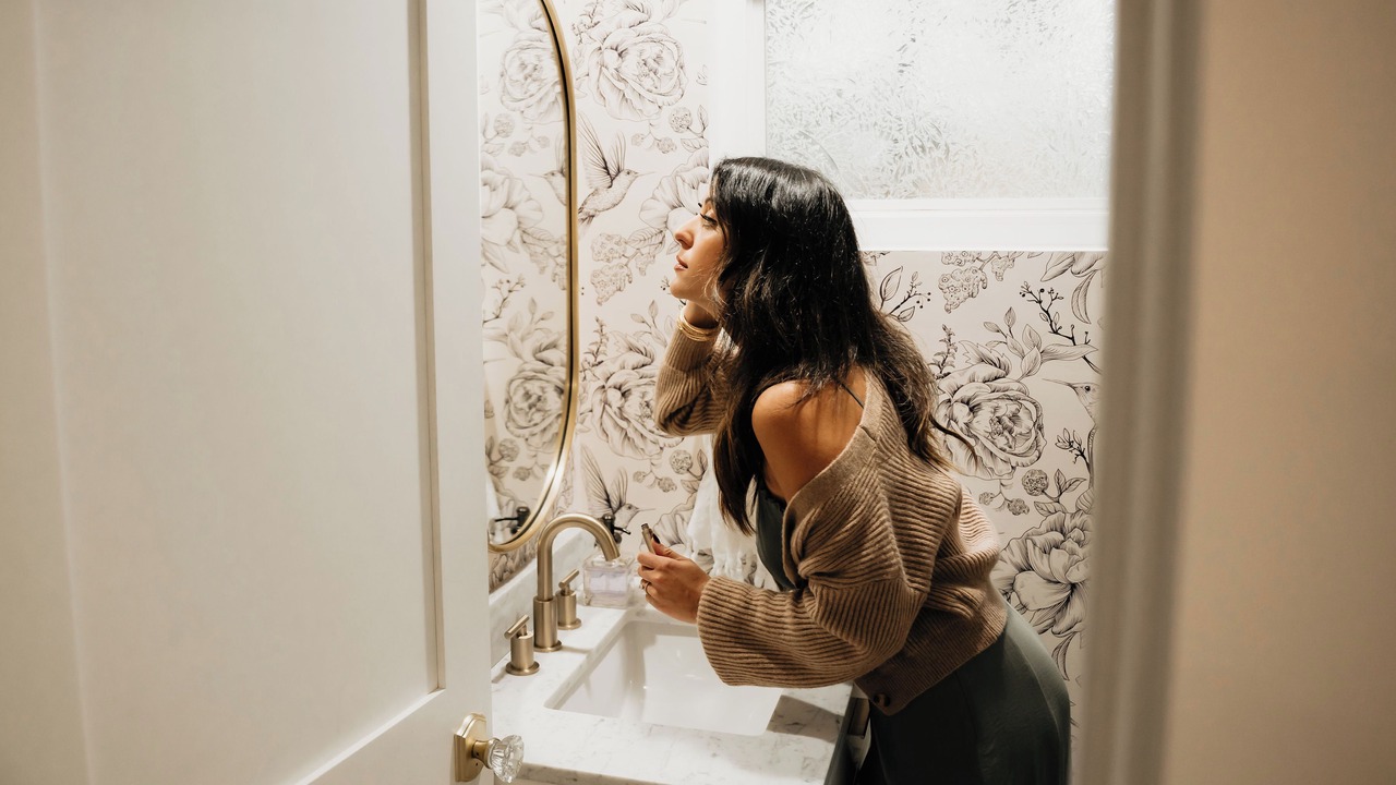 Photo of Bathroom in Twin Peaks