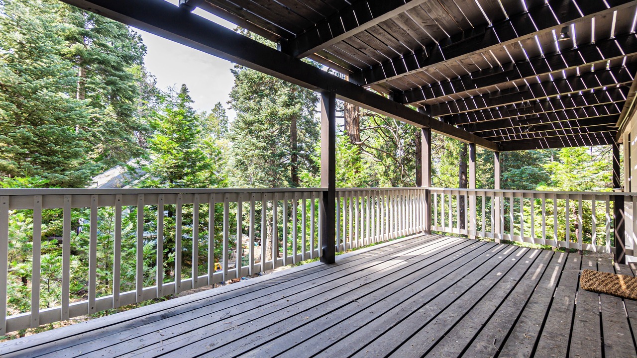 Photo of Patio Balcony in Twin Peaks