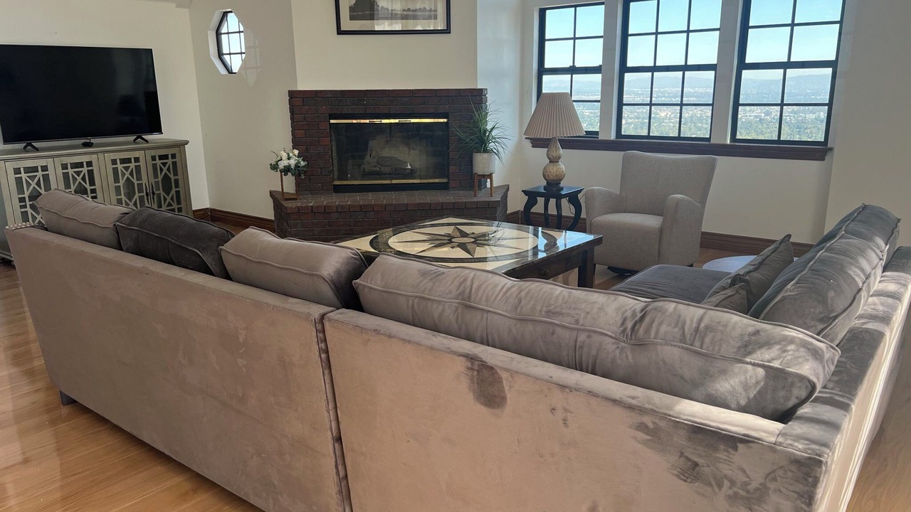 Photo of Livingroom in Sierra Madre