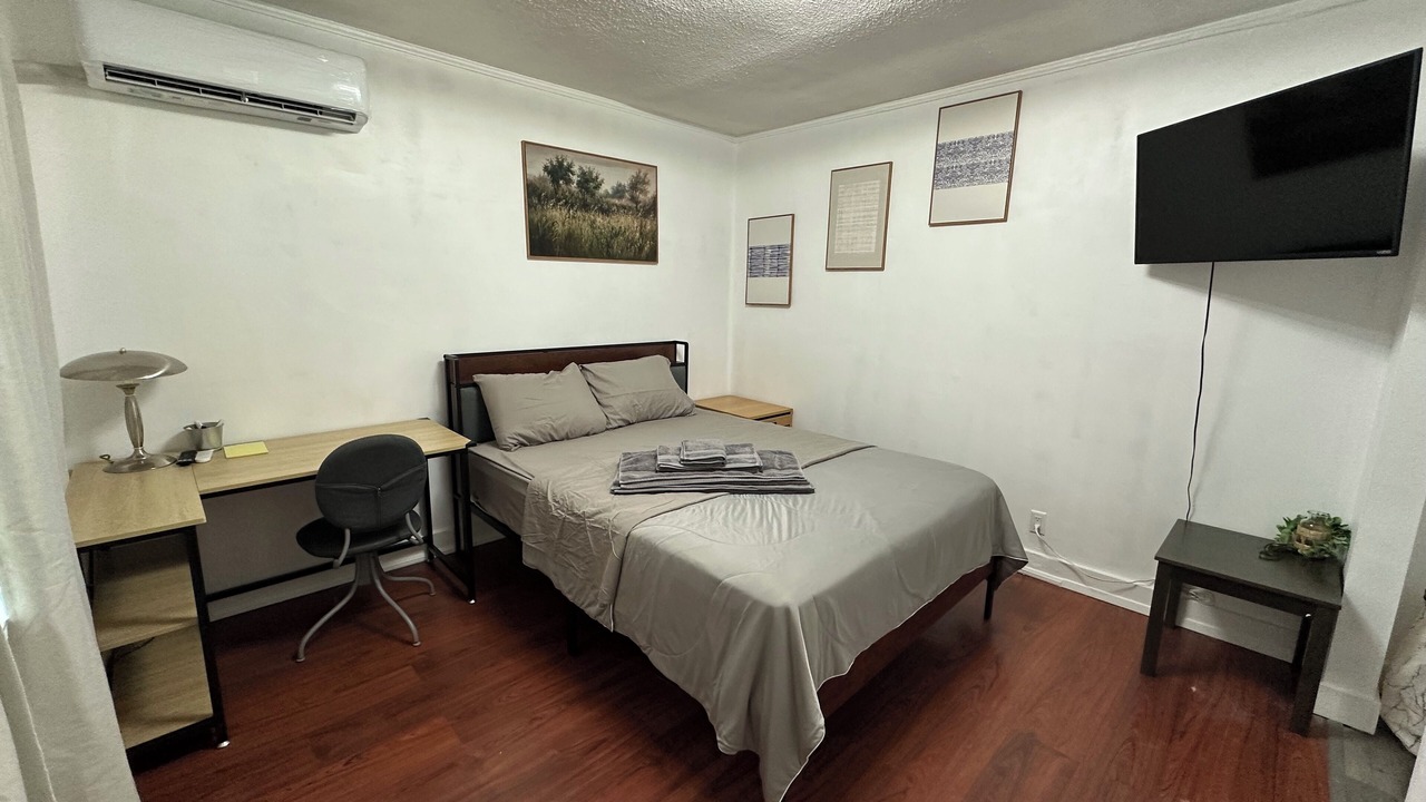 Photo of Bedroom in East San Gabriel