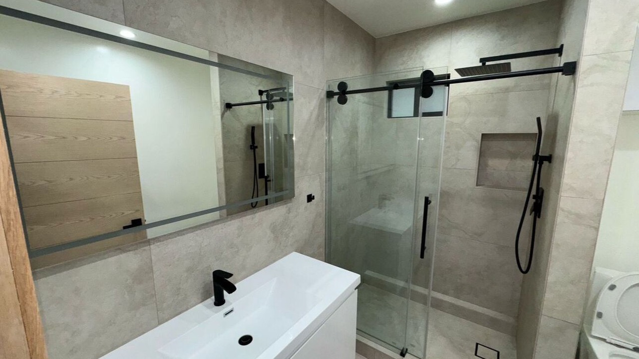 Photo of Bathroom in West Hills