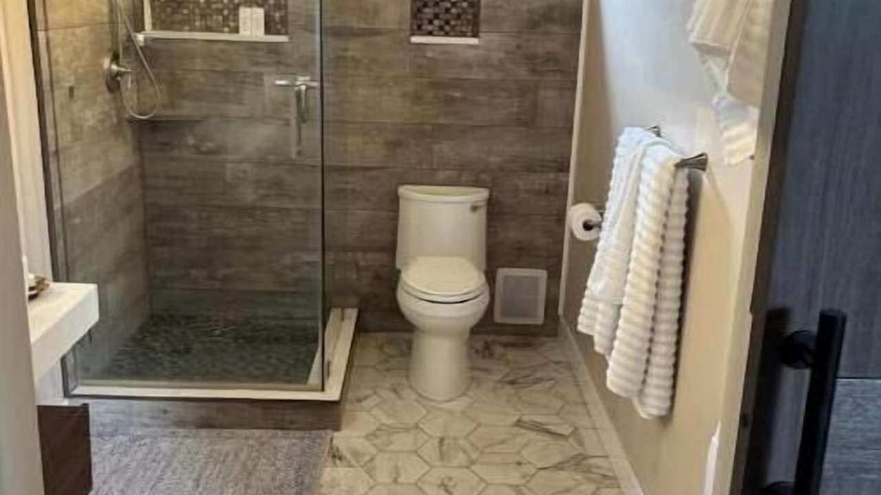Photo of Bathroom in Alpine