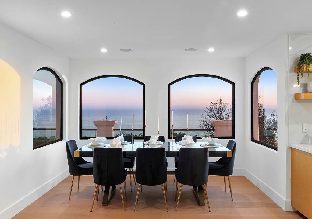 Photo of Others in Eastern Malibu